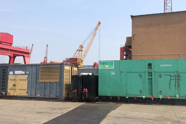 保山发电机出租空气滤清器的清洁频率是多少？